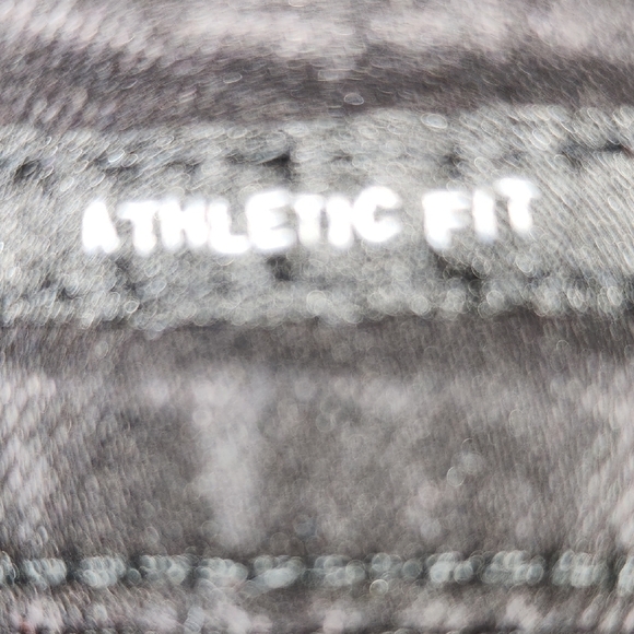 Kenneth Cole Men's Black Skinny Jeans - Picture 7 of 7